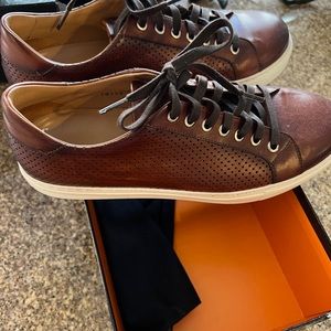 Brown sneaker